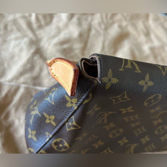 Vintage Louis Vuitton Monogram Printed Leather Shoulder Bag - Picture 7 of 17